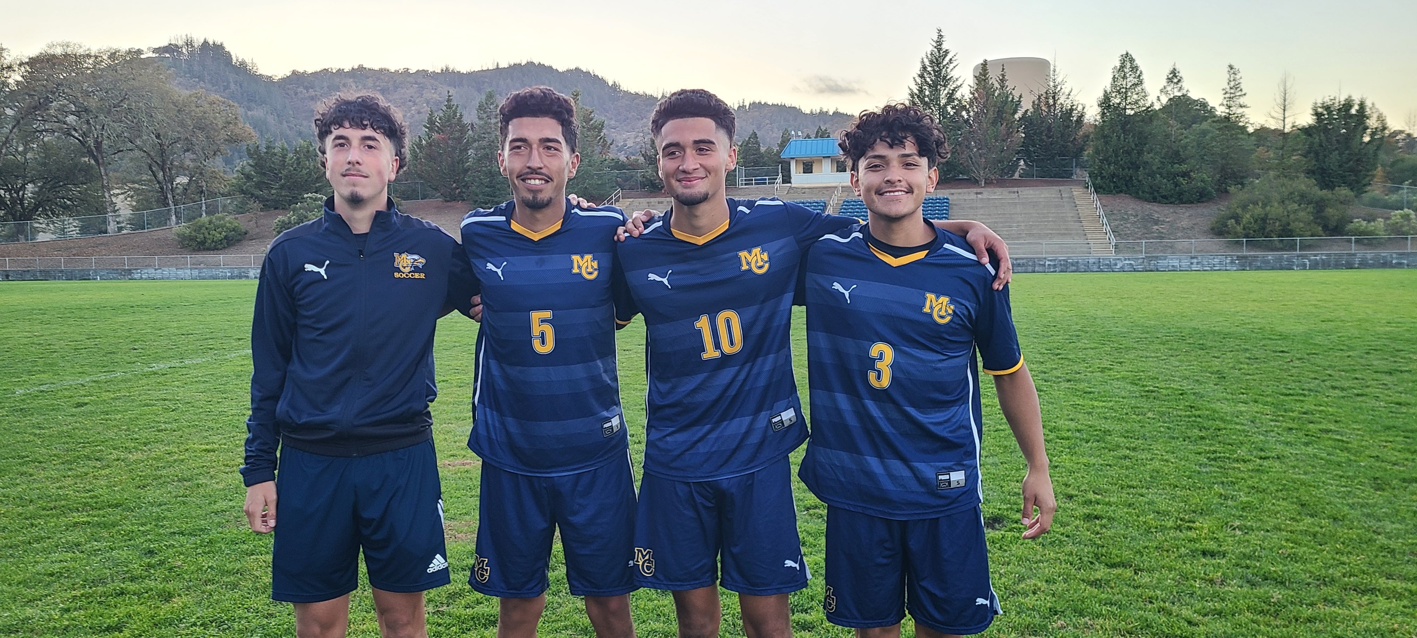 Men's Soccer Honors Sophomores at Final Home Game