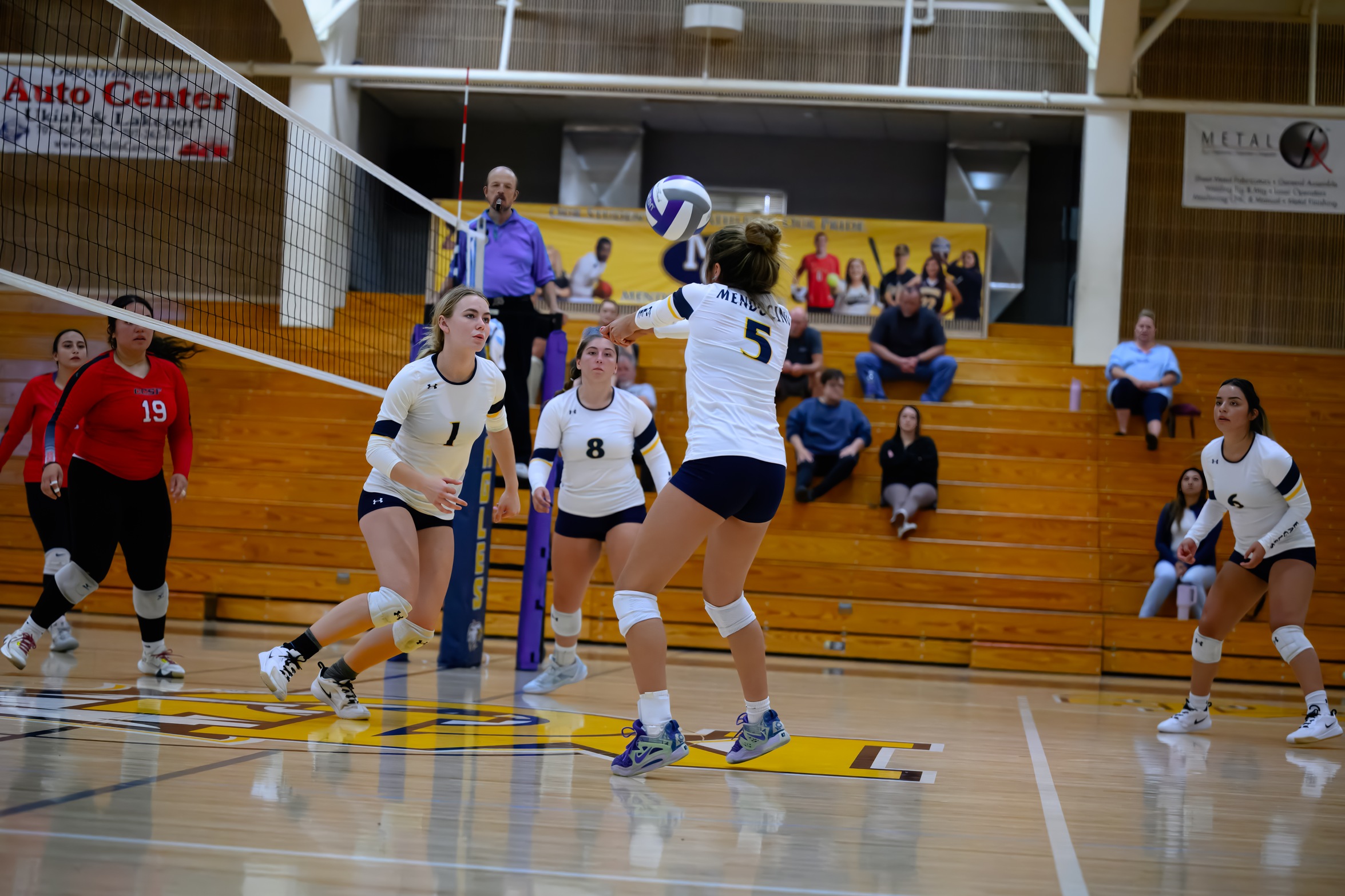 Volleyball Beats CCC, Evens Conference Record