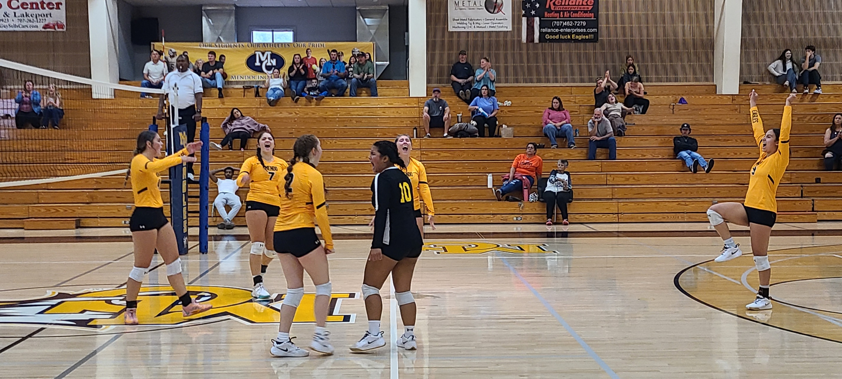 Volleyball Picks Up First Win